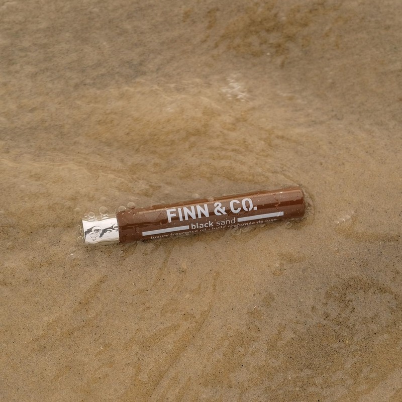FINN & CO. Black Sand Rollerball Fragrance Oil - Long