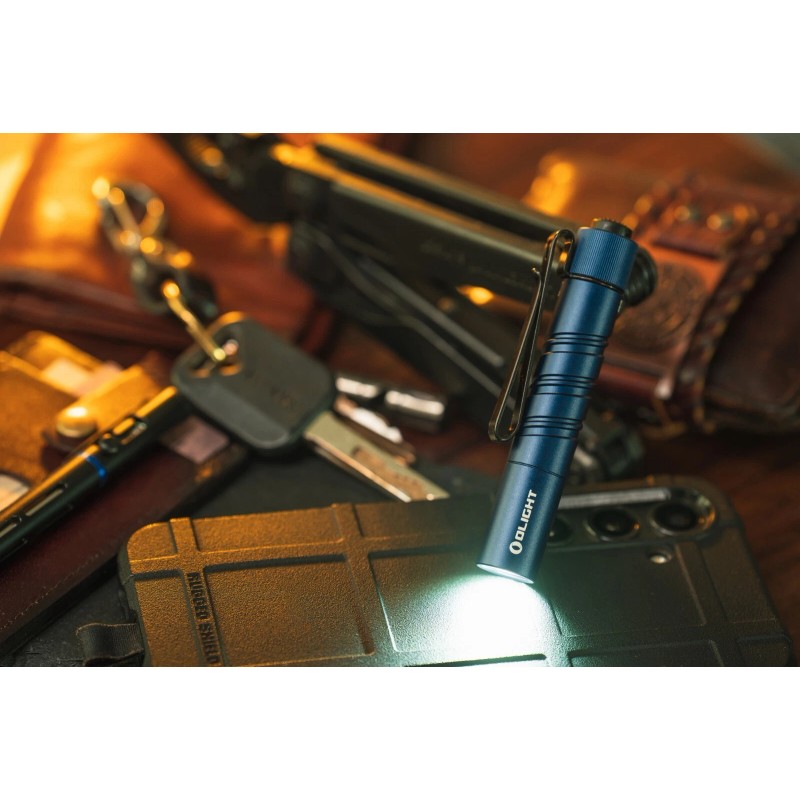 Olight I3T 2 EOS Midnight Blue Dual-Output EDC Flashlight, 200/300