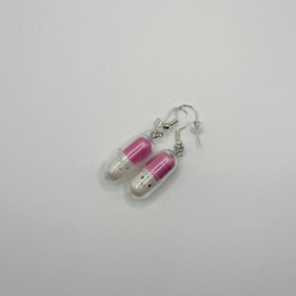 Smiley pill earrings | drop, hanging, dangling | medication | random colour
