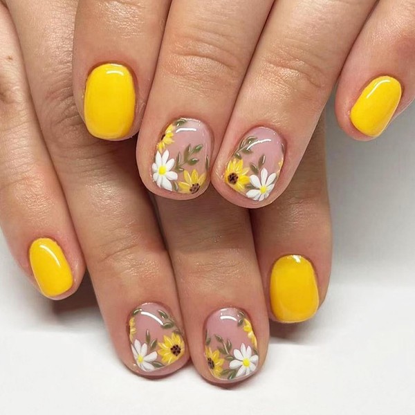 Yellow Flower Press on Nails Short Length Fake Nails Square