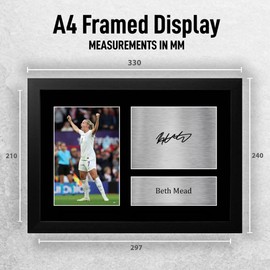 HWC Trading FR A4 Beth Mead Womens England Gifts Printed Signed Autograph Picture for Football Fans and Supporters - A4 Framed