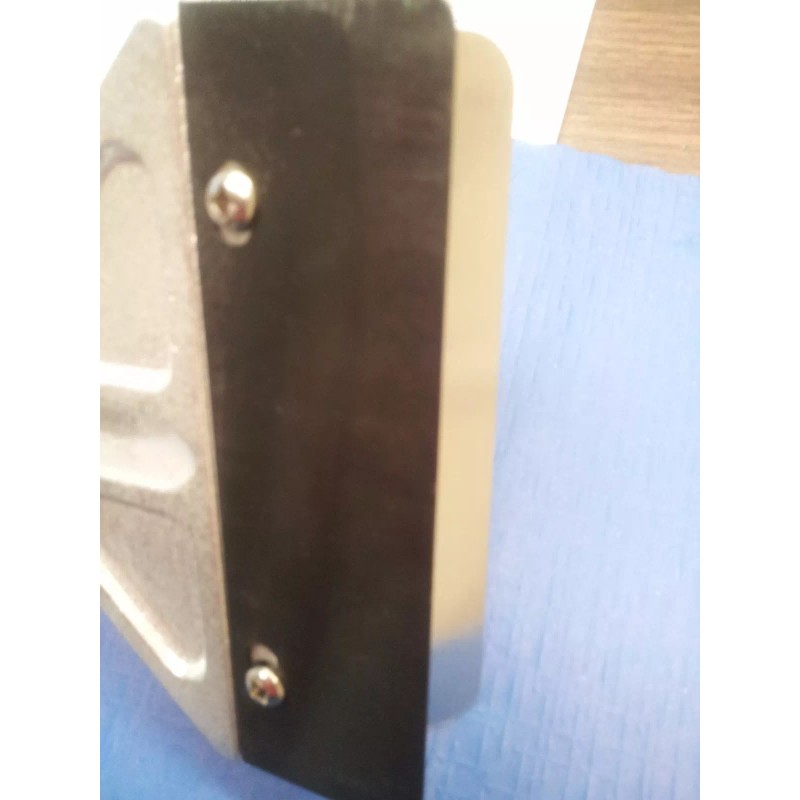 Royal Industries (ONE) SCRAPER HEAVY DUTY GRILL WITH HANDLE CAST