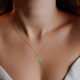 Planetys 375/1000 Yellow Gold Natural Emerald Heart and Diamond Necklace for Women, Gold, Emerald Diamond