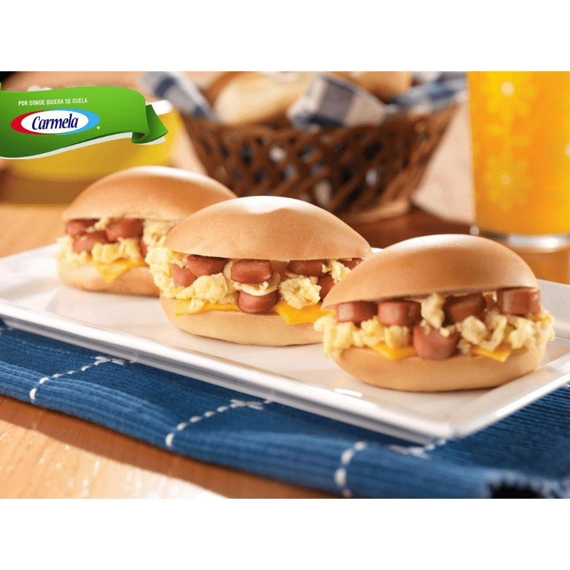 Carmela Chicken Vienna Sausage in Chicken Broth, Natural Smoke Flavor,