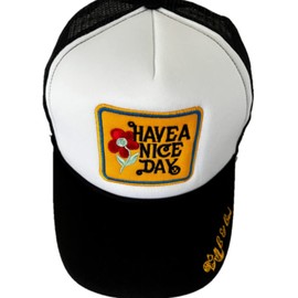 "Have A Nice Day" Gorra de camionero ajustable con logotipo de B & Bird, negro y blanco
