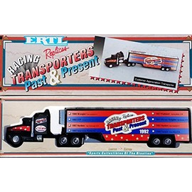 #3870 Ertl White Rose 1993 Kenny Wallace Dirt Devil Transporter 1/64 Scale Diecast