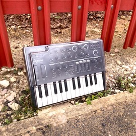 Decksaver DSLE-PC-MICROBRUTE Arturia Microble Dust Cover Case