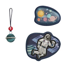 Step by Step Magic Mags Star Astronaut Cosmo, Blue/Grey, Set of 3, 2 Magnetic Badges and 1 Charm, Accessory for School Bag or Nursery Backpack