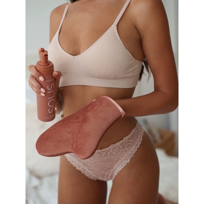 COCOSOLIS PREMIUM Self-Tanning Mitt Self-tanning glove for easy and streak-free