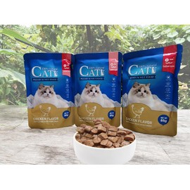 DurbaLife Cats Premium Wet Food 85g Pouch — Moist, Soft Cat Food Mixer, Topper and Rotational Meal (3-Pack, Chicken)