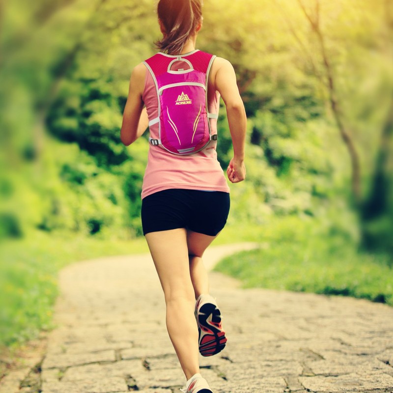 Geila Hydration Backpack, Hydration Vest Outdoors Sport Trail Marathoner Running