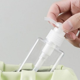 Portable plastic pump container 150ml empty bottle cosmetic container PET bottle plastic container / 휴대용 플라스틱 펌프 용기 150ml 공병 화장품용기 페트병 플라스틱용기