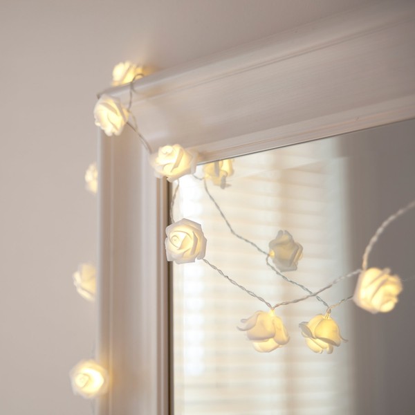 Lights4fun Lights4fun Indoor White Rose String Fairy Lights Battery Operated