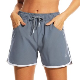 HODOSPORTS Pantalones cortos de natación de 4 pulgadas para mujer, de secado rápido, parte inferior de traje de baño con bolsillos, Gris claro, M