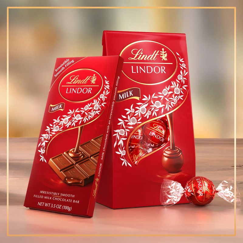 Lindt LINDOR Milk Chocolate Truffle Bar, Easter Chocolate Candy Bar
