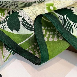 Weximil 100% Mulberry Silk Neck Scarf - 21'' x 21'' Lightweight Neckerchief - Women Men Small Square Digital Printed Scarves Gift Packed （Green）