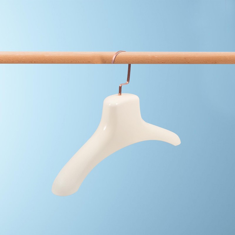 Ciieeo Wide Shoulder Hanger 15.15 Inch Plastic Coat Hanger with