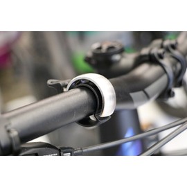 Knog Oi Classic KNCL Bicycle Bell Large 23.8-31.8 mm Black Grey
