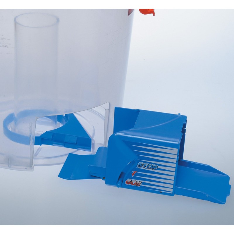 Bucket leaving leaving Tomica (japan import)