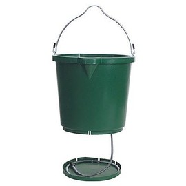 Farm Innovators Heated Water Bucket, 5 Gallon