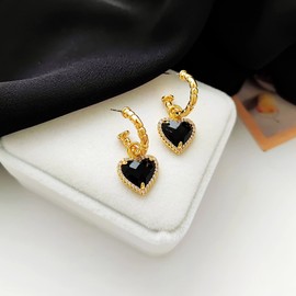 TseenYi Heart Earrings Black Crystal Heart Earrings Gold Heart Love Stud Earrings CZ Love Gemstone Dangle Earrings Jewellery for Women and Girls Gifts