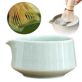 Leefasy Ceramic Matcha Tea Bowl with Spout, Chawan, 560ml, Light Green