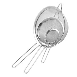 3X Kitchen Sieves Stainless Steel Mesh Design Long Handle Food Colander Strainers Sieve for Staining Tea Baking Powder Flour and Rice in 3 Different Sizes 9.5 cm, 11cm, & 15.5cm