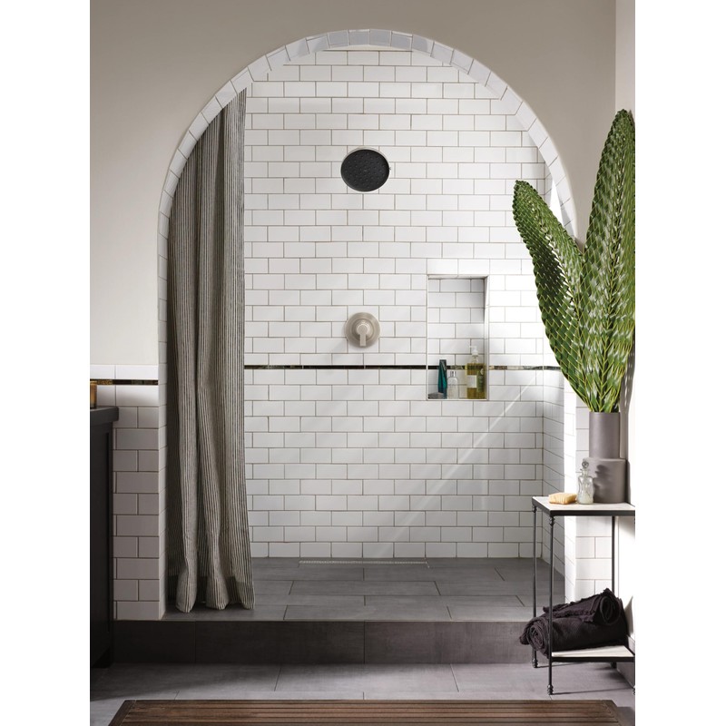 Moen Verso Eco-Performance Round 9” Rain Shower Head with Infiniti