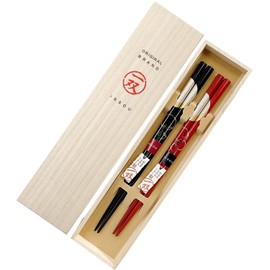 Wajima-nuri Couples Chopsticks One Pair of Evening Waiting Moon in Paulownia Box