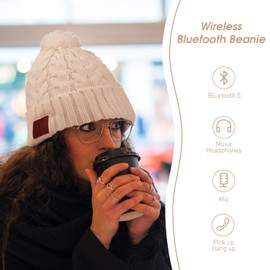 August EPA30 – Bluetooth Mütze mit Bommel – Winter Beanie mit Bluetooth Stereo Kopfhörer, Mikrofon, Freisprechen und integriertem Akku – für Damen, Herren, Kinder (Unisex, Einheitsgröße) - Farbe: Weiß