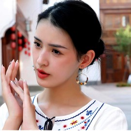 Boho Beaded Hoop Earrings for Women Vintage Wood Bead Shell Turquoise Dangle Earrings Ethnic Tassel Charms Drop Earring Western Statement Jewelry Gifts (Shell)