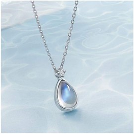 Necklace and Pendant Moonstone Necklace Sterling Silver Clavicle Chain Temperament Pendant Elegant Water Drop Outline Pendant Lady Light Blue Necklace