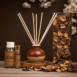 Giftswale Lavender Reed Diffuser Gift Set – Includes 60ml Fragrance Oil, 10ml Booster Oil, Ceramic Pot, Reeds & Potpourri | Home Fragrance & Aromatherapy Gift Pack