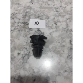 Auveco 10 OEM Grille Retainer Clip for Yukon Suburban Tahoe 15764320 15025531 Grill