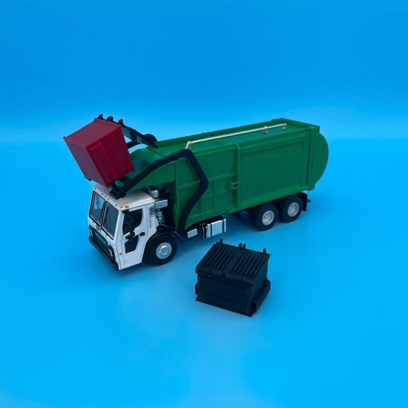Model Scenery World 2 Dumpsters for Greenlight Mack Refuse Truck