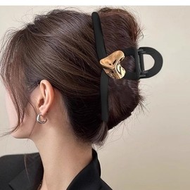 Large Size Matte Gold Heart Luxury Hair Clip (WFGSEDU) / 빅사이즈 무광 금빛 하트 럭셔리 헤어 집게 (WFGSEDU)