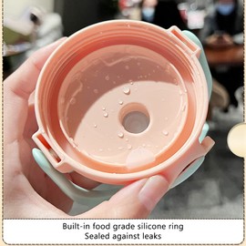 HUSHUI Kawaii Bear Straw Bottle, Portable Bear Shaped Water Bottle with Straw and Carrying Strap, Water Bottle with Adjustable Shoulder Strap, Outdoor Travel