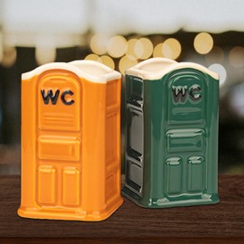 Funny Porta Potty Shot Glasses: White Elephant Gag Fun Novelty Yankee Party Exchange Gifts for Adults，Humor Funny Shot Glass Secret Santa and Shot Glass Collectors，Christmas Gifts for Men Women