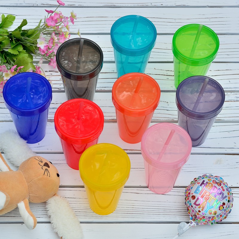 Youngever 9 Sets 16 Ounce Plastic Cups with Lids and