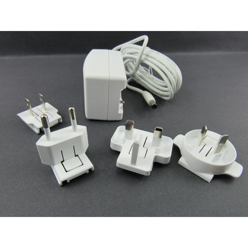 DVE Switching Adapter Model DSA-24CA-05 050300 5V 3A Power AC