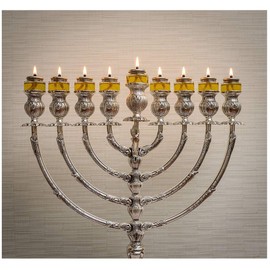 Shabbos Oil Candle Light. Pre-Filled (for Quick Lighting) Beautiful High Flame, (Throughout The Entire time) Sealed, NO SPIL, NO Mess, 100% Extra Virgin Olive Oil Burns Approx. 31/2 Hrs 22 per Pack