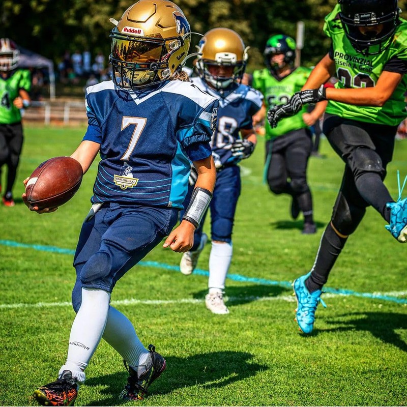 COOLOMG Sports Compression Leg Sleeves Basketball Football Long Knee Protection