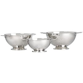 Le Creuset Set of 3 Stackable Colanders