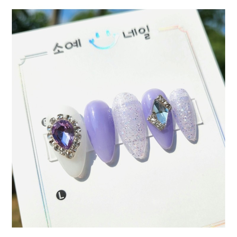Berry Perry Twinkle Handmade Nail Tip - Petit Coffin /
