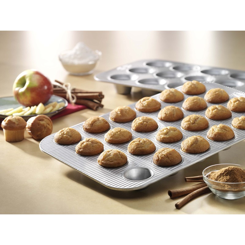 USA Pan Bakeware Mini Cupcake and Muffin Pan, Nonstick Quick