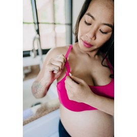 Bamboobies Women's Nursing Bra, Maternity Clothing for Breastfeeding, Yoga Nursing Bra, Hibiscus, Small