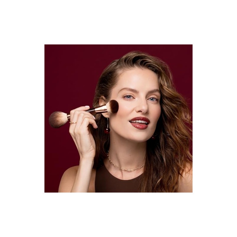 Real Techniques Cherry On Top It's All Blush Brush -