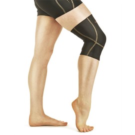 Tommie Copper Women's Performance Triumph Knee Sleeve, Black, Large