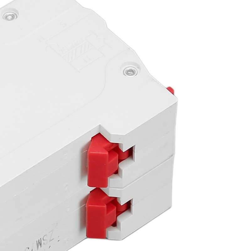 DC Circuit Breaker Overload Protection Magnetic System PV Circuit Breaker