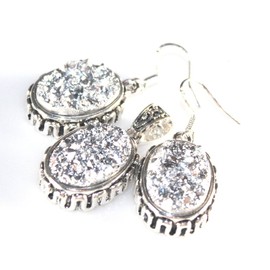 SILVER Vintage Style Shiny Silver Titanium Druzy Oval Pendant & Earrings Jewelry Set